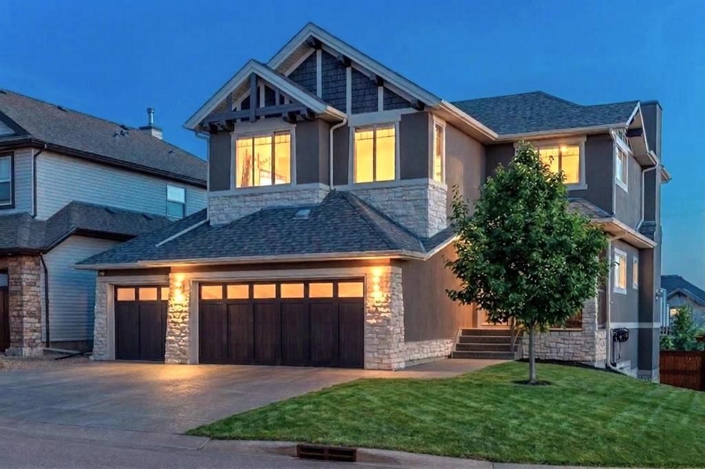 3 Tremblant Point SW, Calgary — main listing photo