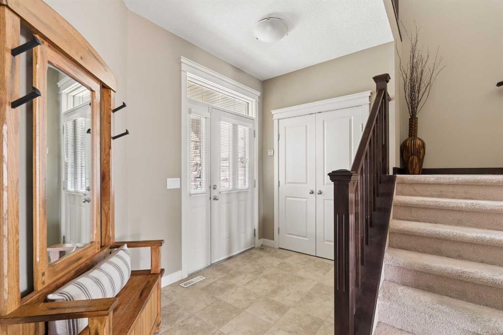 417 Silverado Boulevard SW, Calgary — photo 3 of 45