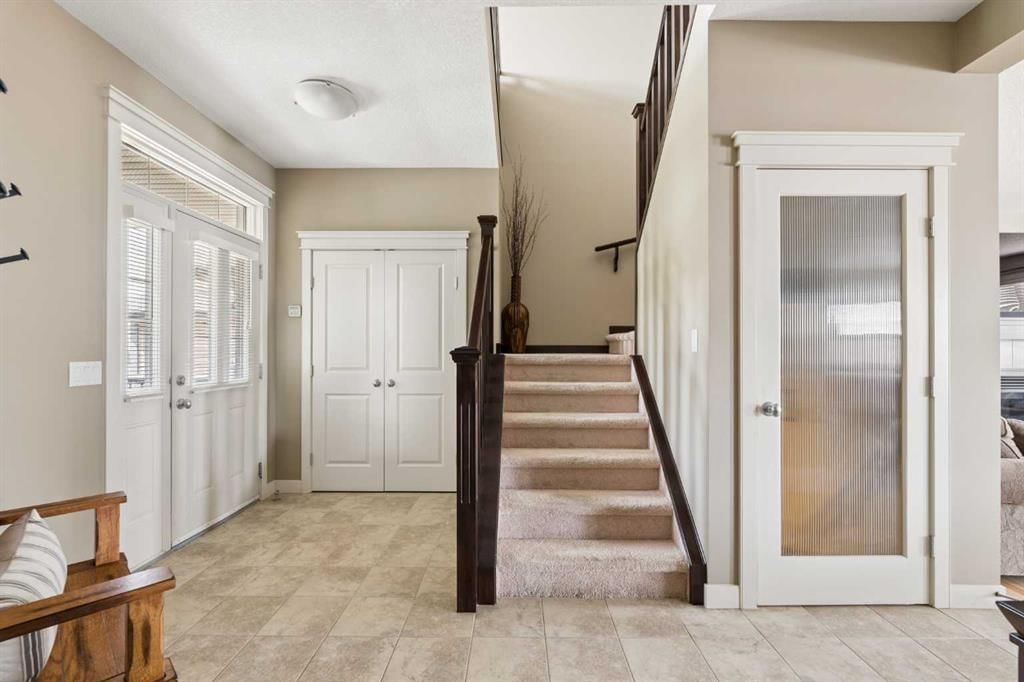 417 Silverado Boulevard SW, Calgary — photo 4 of 45
