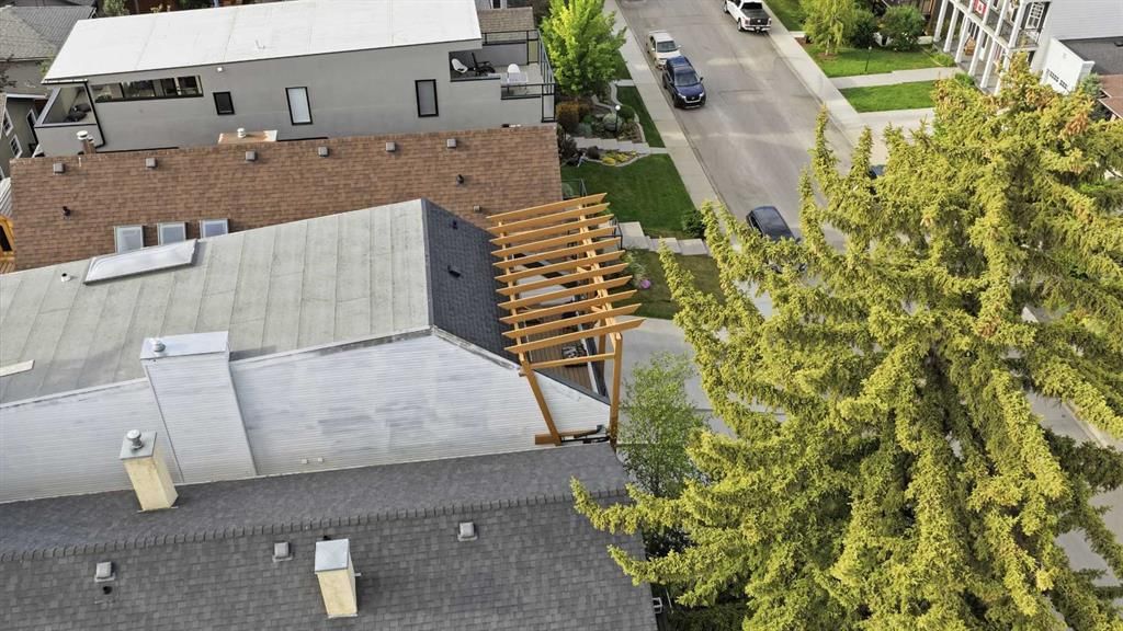3817 18 Street SW, Calgary — photo 4 of 50