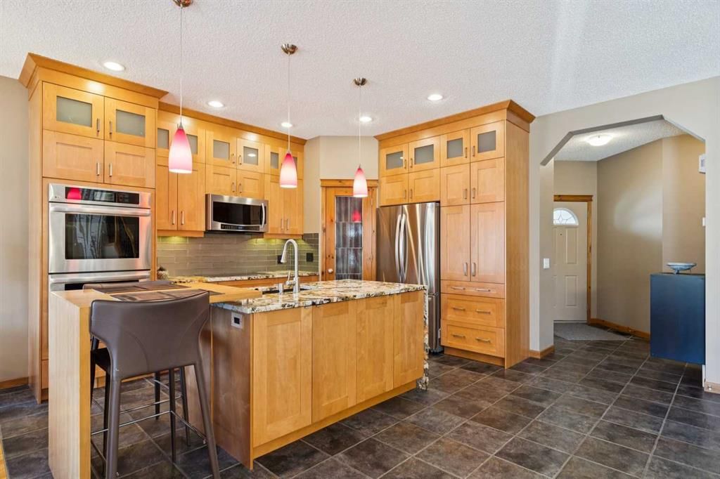 128 Tuscany Vista Crescent NW, Calgary — photo 3 of 46