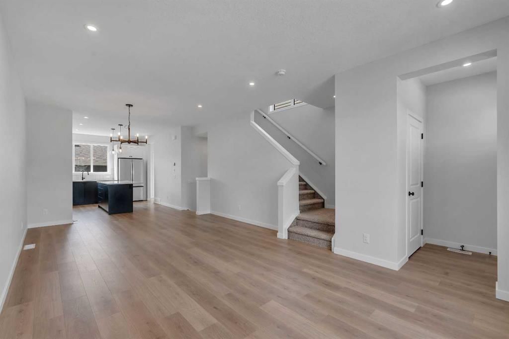 237 Heirloom Way SE, Calgary — photo 3 of 41