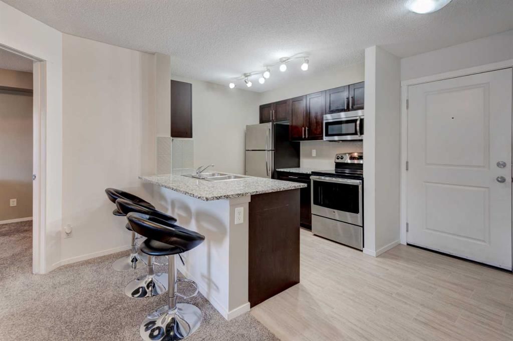 2125, 81 Legacy Boulevard SE, Calgary — photo 3 of 32