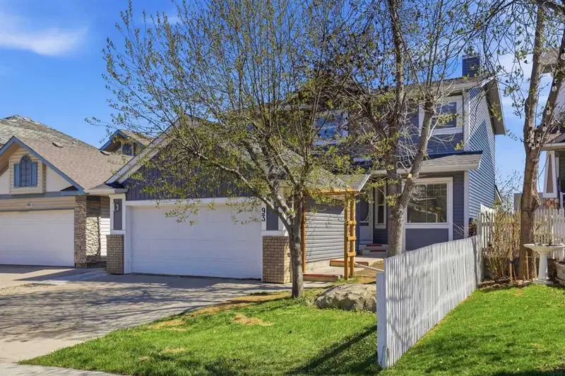 93 Somerglen Park SW, Calgary — main listing photo