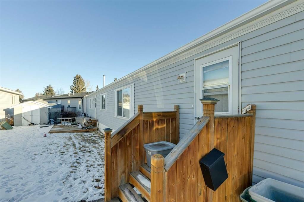 512, 3223 83 Street NW, Calgary — photo 4 of 22