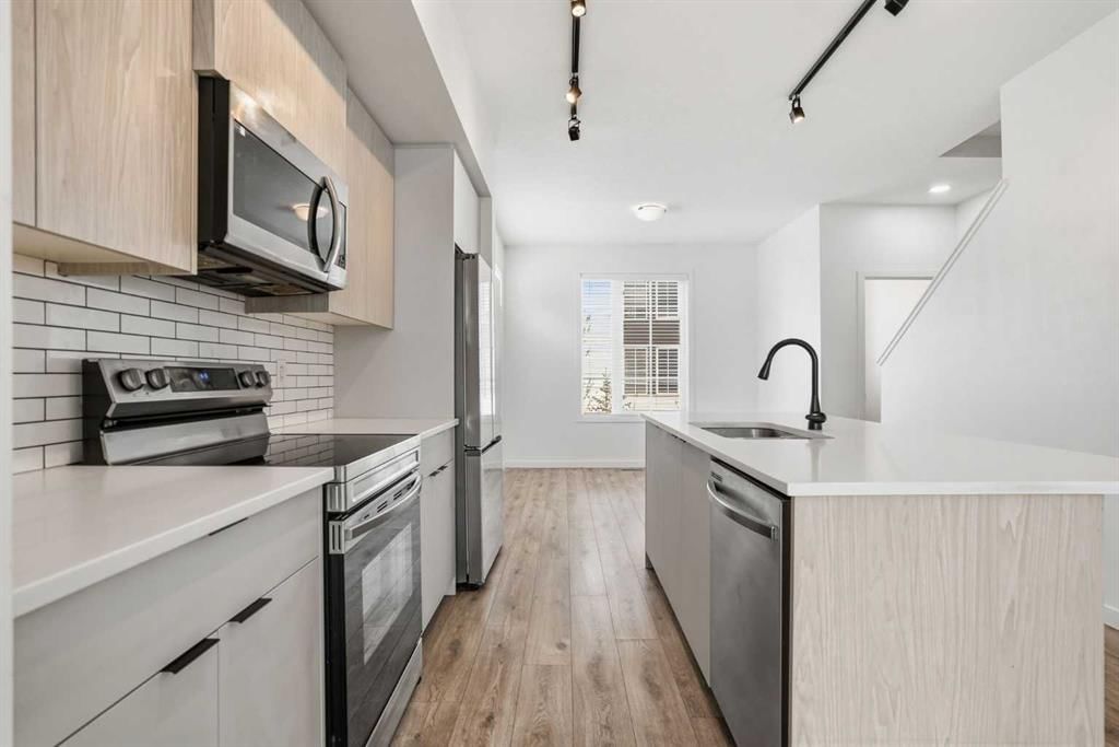 32 Walgrove Common SE, Calgary — photo 5 of 43