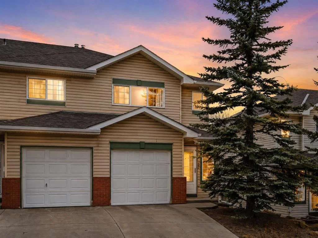 101 Country Hills Villas NW, Calgary — main listing photo