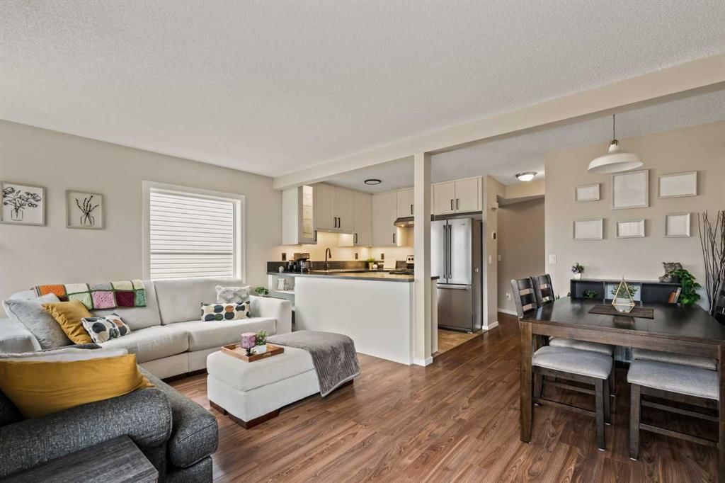 101 Country Hills Villas NW, Calgary — photo 5 of 28