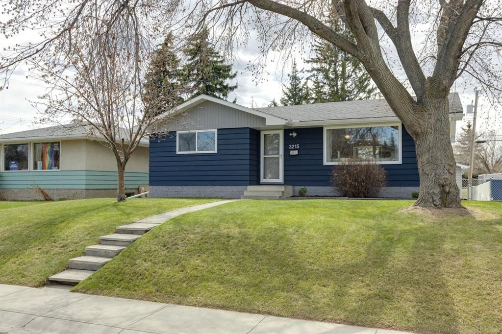 3215 Boulton Road NW, Calgary — photo 2 of 41