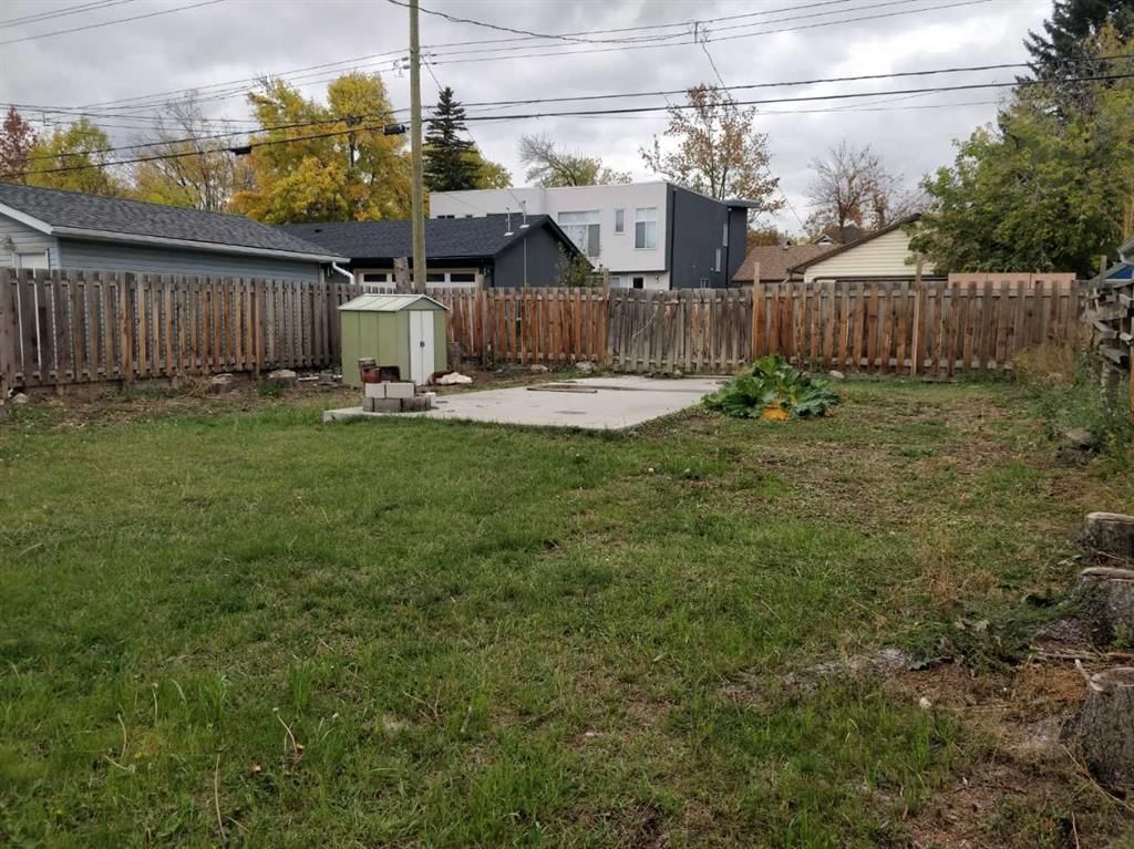 728 20 Avenue NW, Calgary — photo 4 of 16