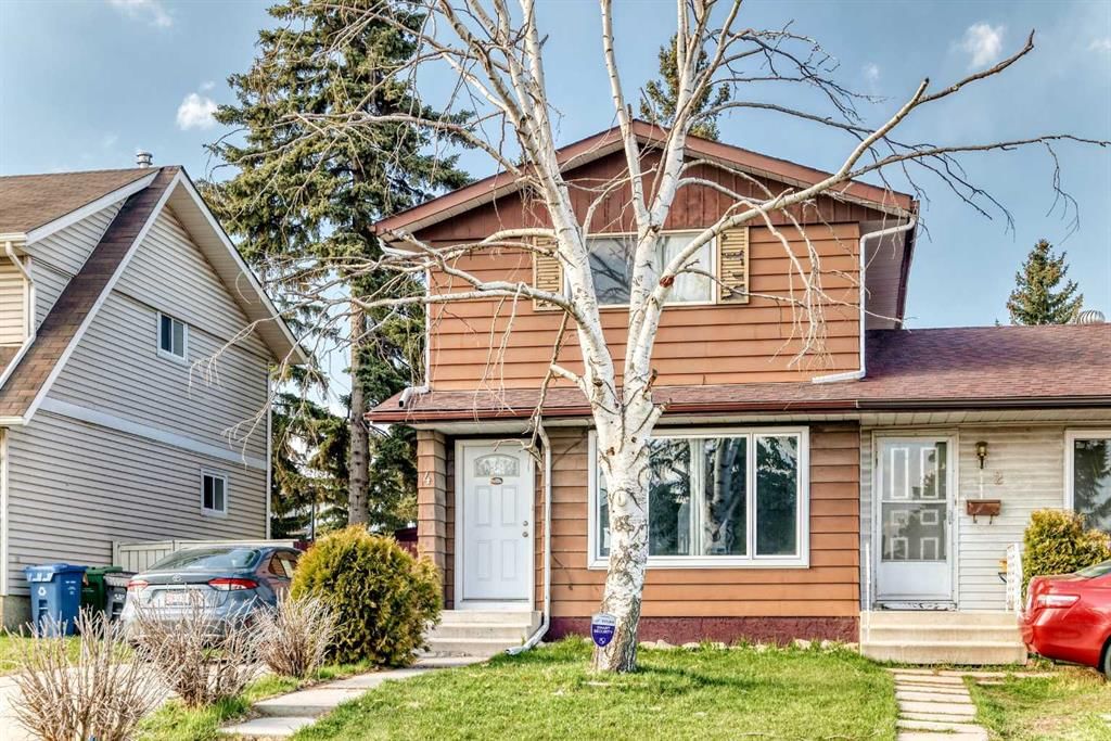 4 Fonda Crescent SE, Calgary — photo 2 of 49