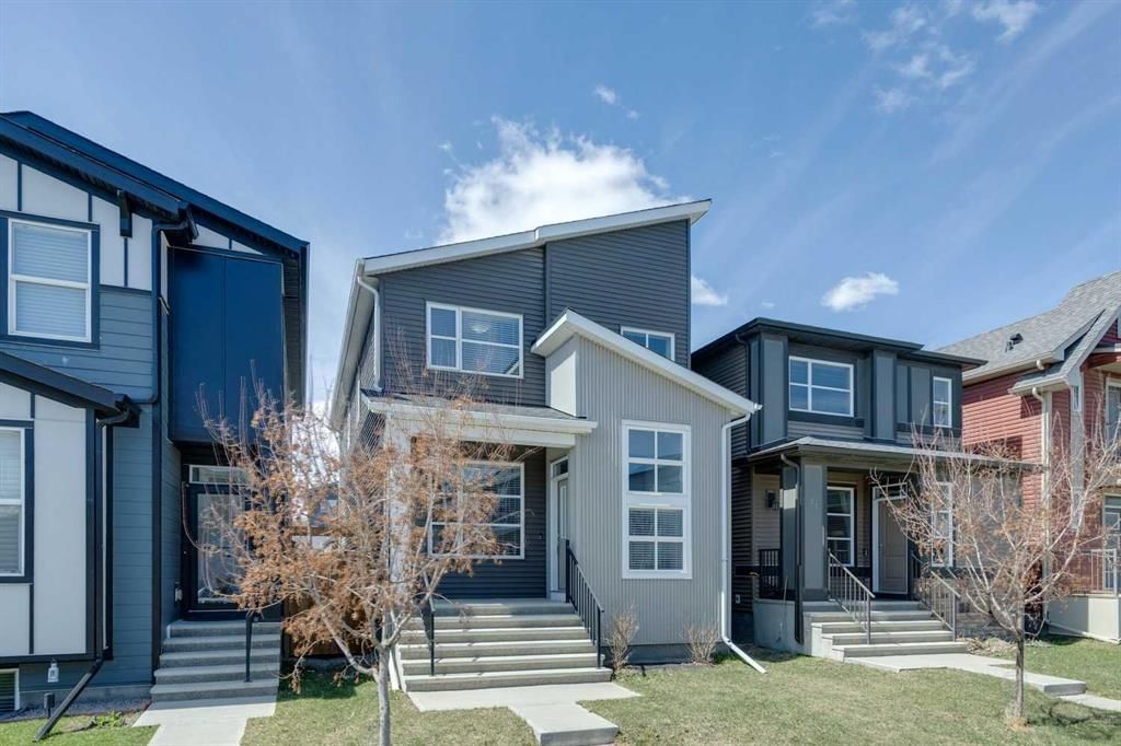 29 Howse Row NE, Calgary — photo 4 of 42