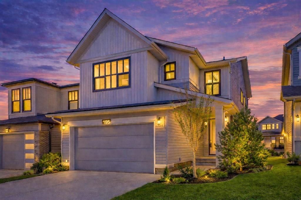 195 Lucas Common NW, Calgary — main listing photo