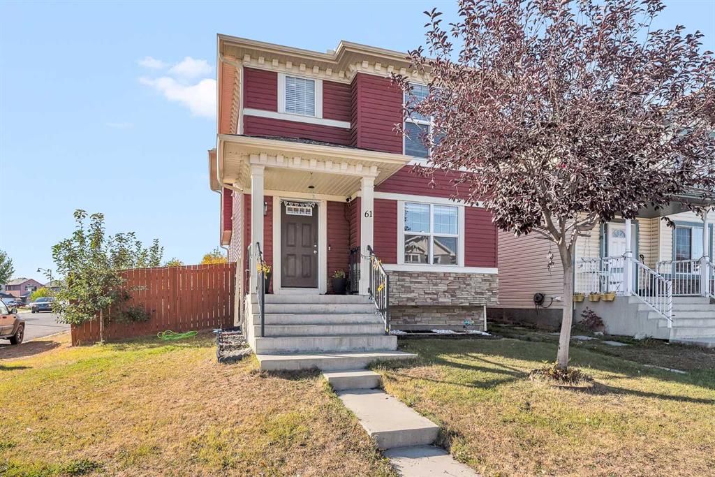 61 Taralake Street NE, Calgary — photo 2 of 36