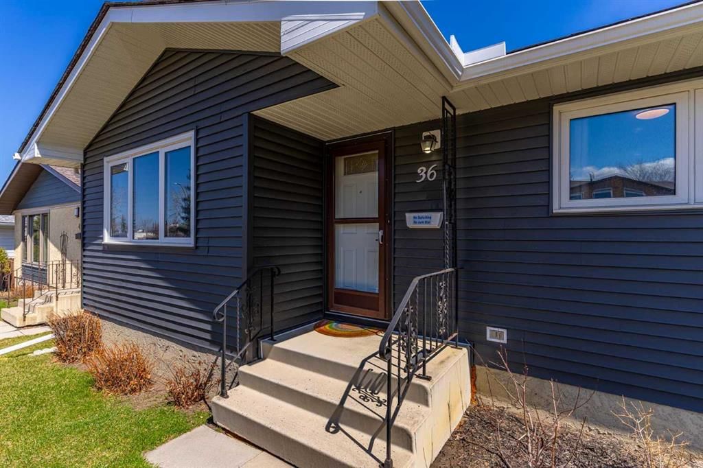 36 Bearberry Crescent NW, Calgary — photo 3 of 33