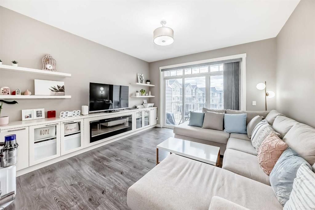1651 Symons Valley Parkway NW, Calgary — main listing photo