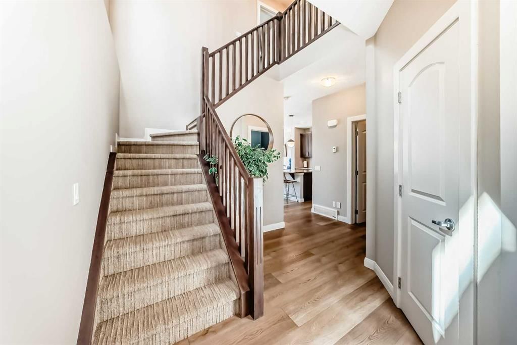 367 Evanspark Gardens NW, Calgary — photo 5 of 48