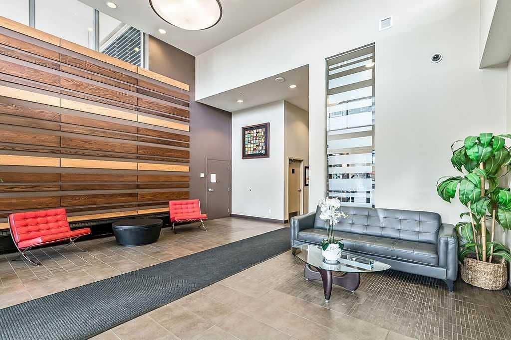 506, 55 Spruce Place SW, Calgary — photo 3 of 28