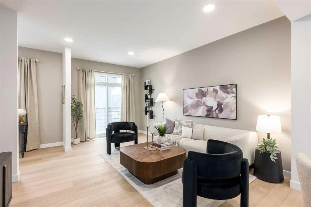 107 Osprey Hill Point SW, Calgary — photo 4 of 19