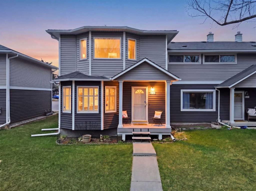 450 Regal Park NE, Calgary — main listing photo