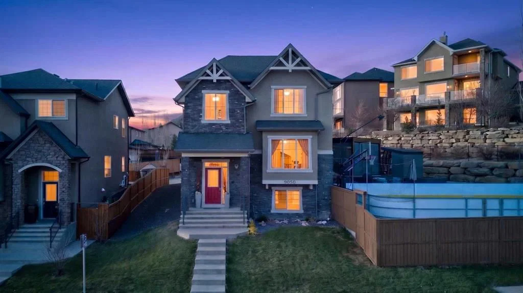 9050 14 Avenue SW, Calgary — photo 2 of 50