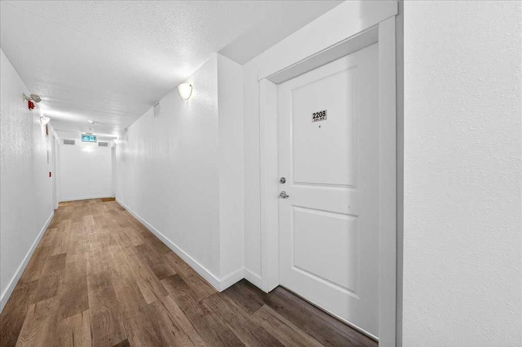 2208, 6118 80 Avenue NE, Calgary — photo 4 of 41