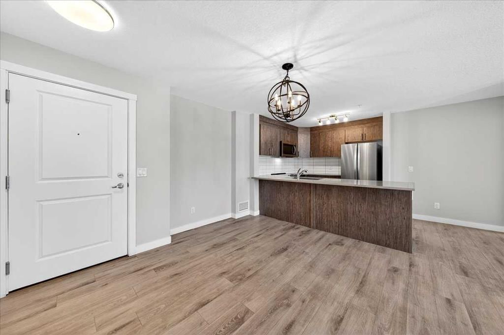 2208, 6118 80 Avenue NE, Calgary — photo 5 of 41