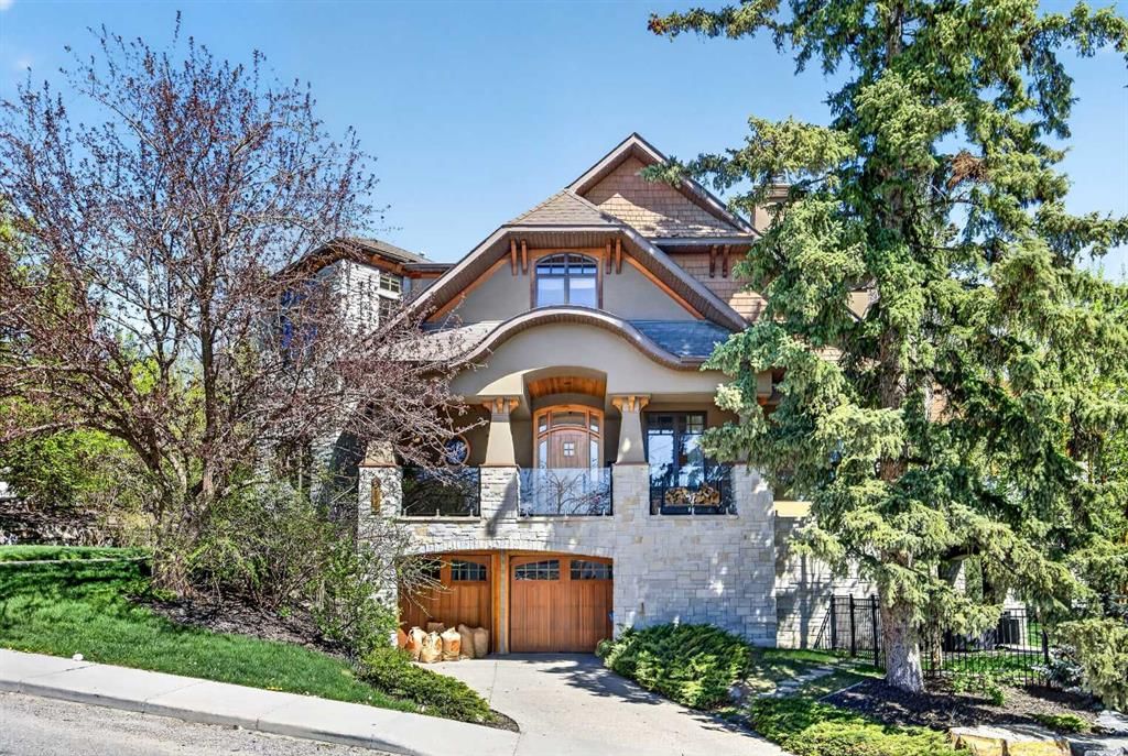 914 36 Avenue SW, Calgary — main listing photo