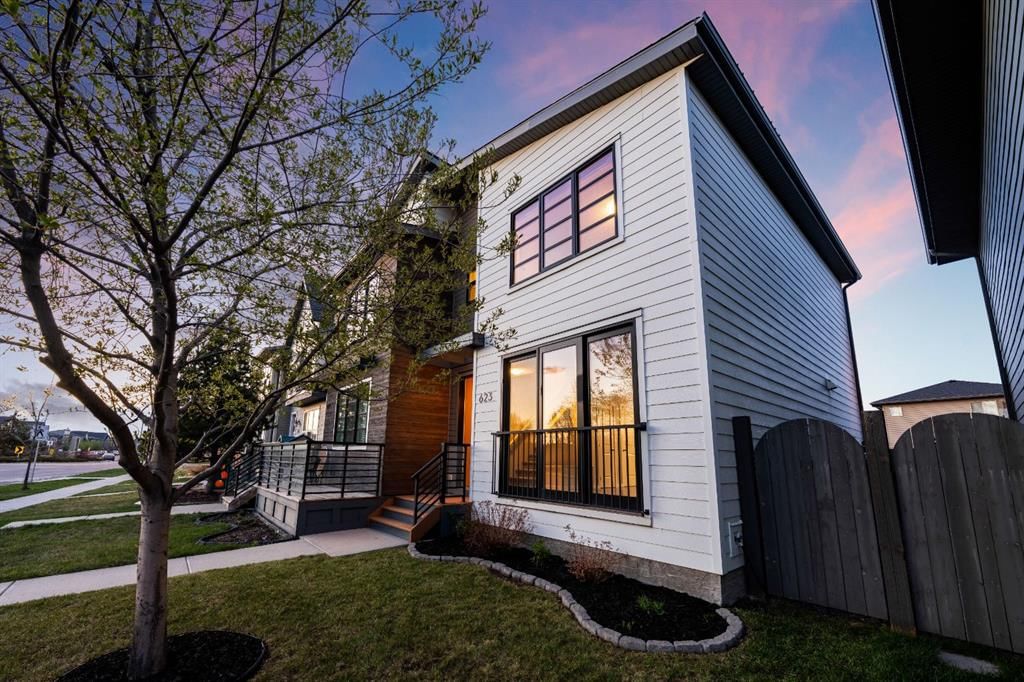 623 Walden Drive SE, Calgary — photo 3 of 50