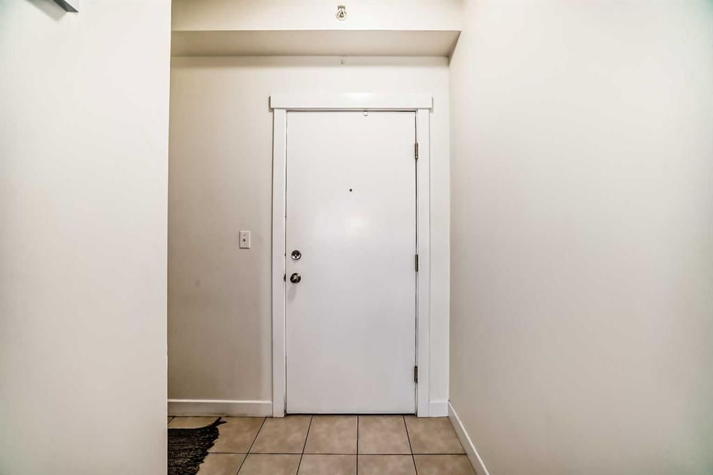 1310, 325 3 Street SE, Calgary — photo 5 of 28