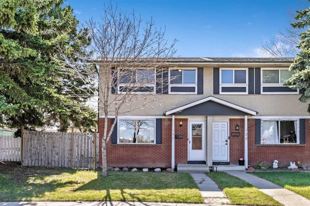 120 Pennsburg Way SE, Calgary — main listing photo