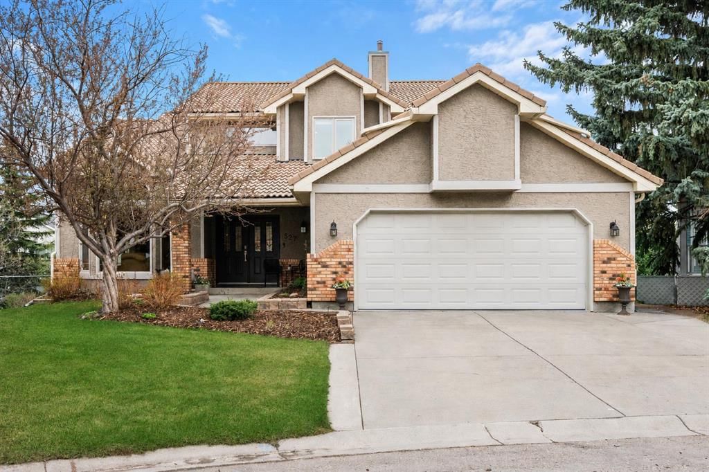 527 Scimitar Bay NW, Calgary — main listing photo