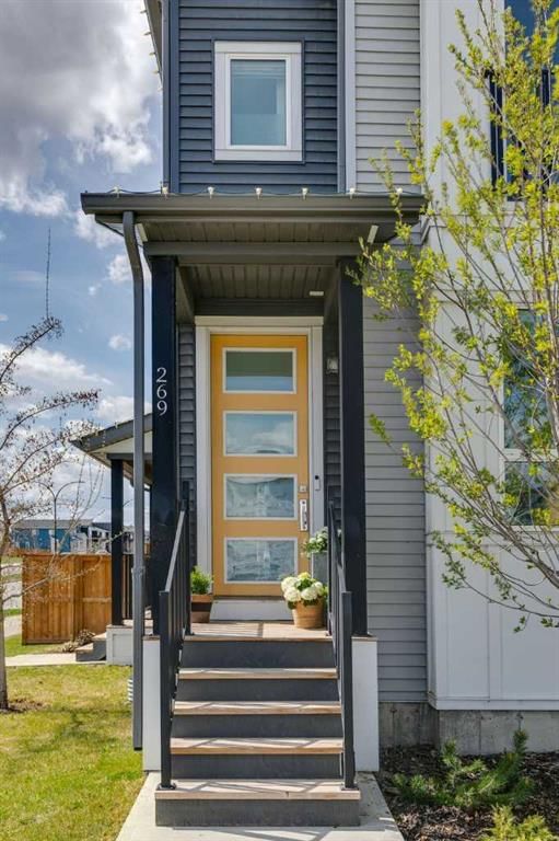 269 Belmont Street SW, Calgary — photo 4 of 38