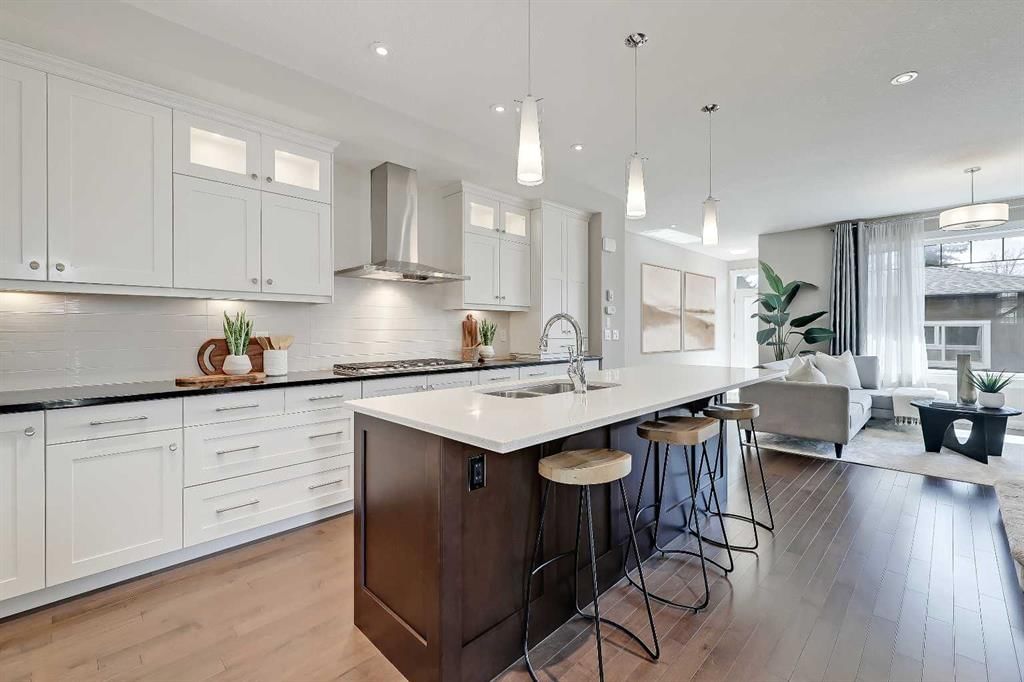 3233 Cochrane Road NW, Calgary — photo 4 of 50