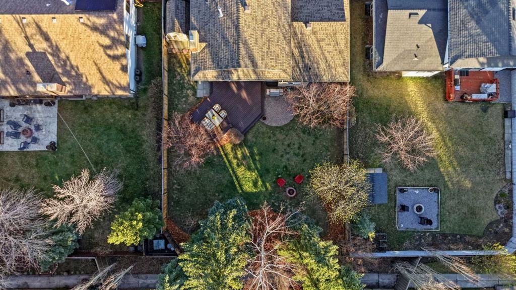 5893 Dalcastle Drive NW, Calgary — photo 5 of 50