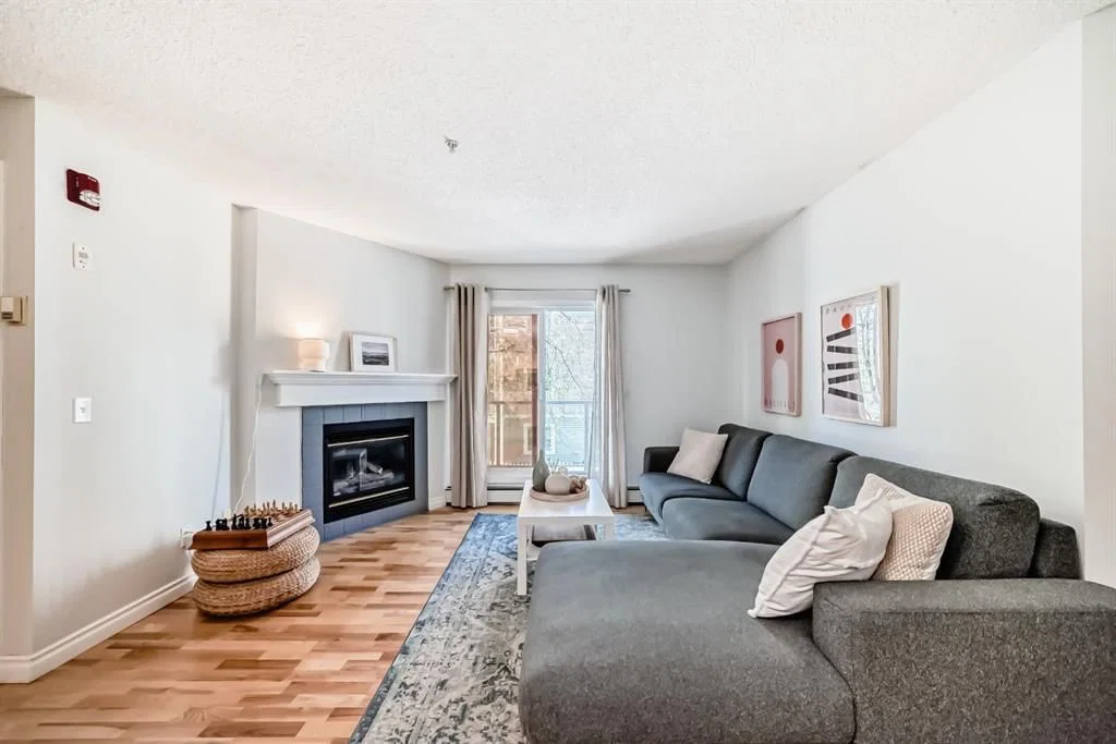 212, 290 Shawville Way SE, Calgary — photo 4 of 39