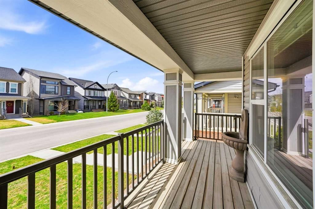 117 Copperpond Parade SE, Calgary — photo 4 of 43