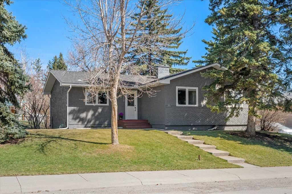 20 Brampton Crescent SW, Calgary — main listing photo