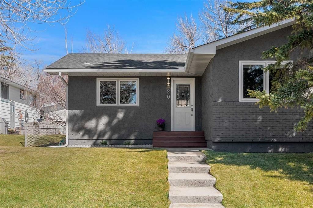 20 Brampton Crescent SW, Calgary — photo 2 of 45
