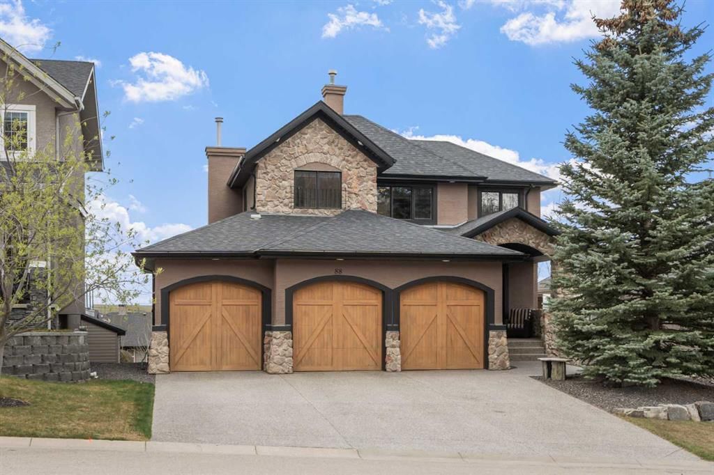 88 Crestridge Way SW, Calgary — main listing photo