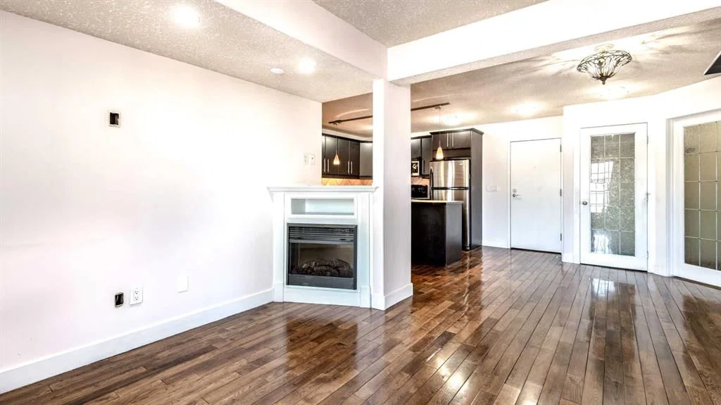 402, 717 4A Street NE, Calgary — photo 3 of 19