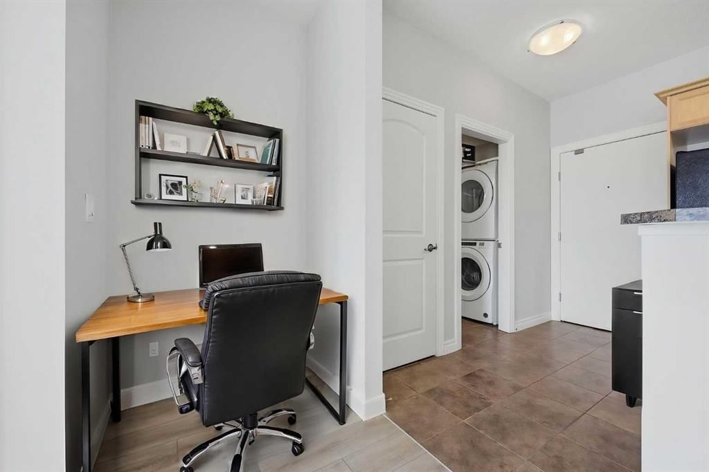 322, 60 Royal Oak Plaza NW, Calgary — photo 2 of 41
