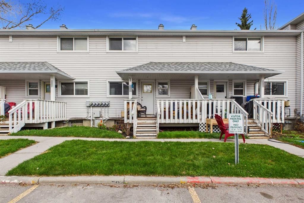 584 Killarney Glen Court SW, Calgary — photo 4 of 36