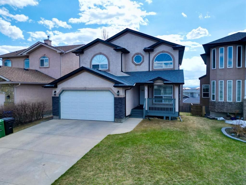 37 Royal Birch Close NW, Calgary — photo 2 of 41