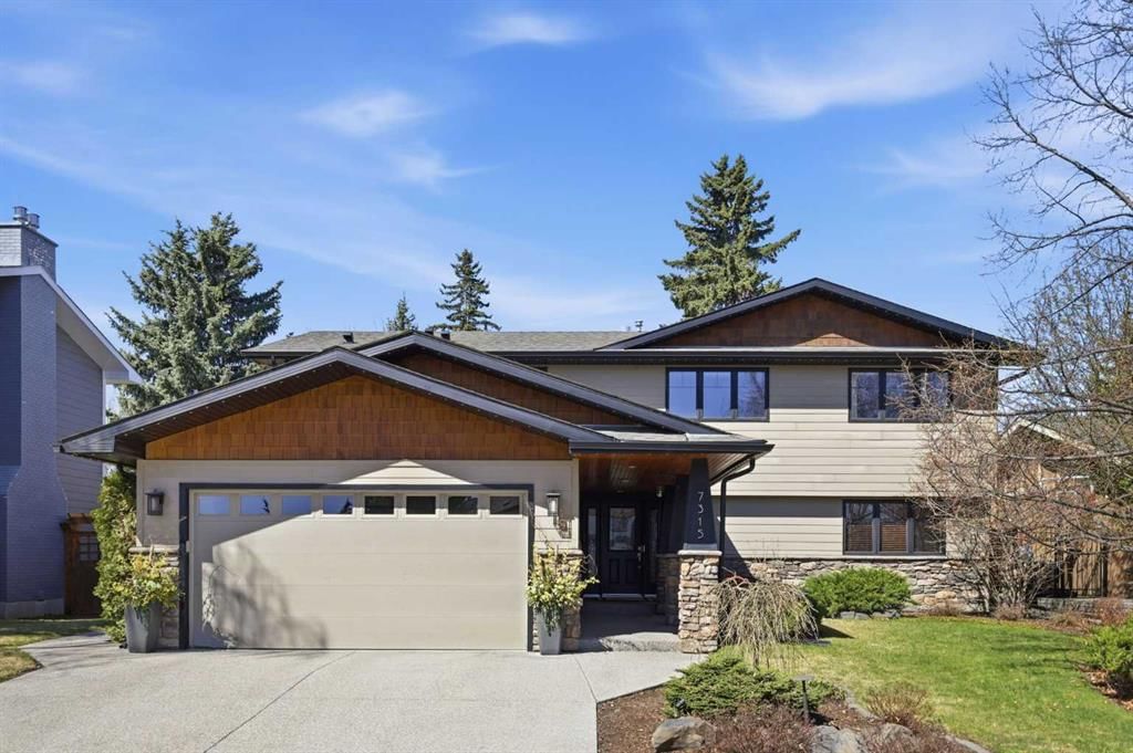 7315 Kelsey Place SW, Calgary — main listing photo
