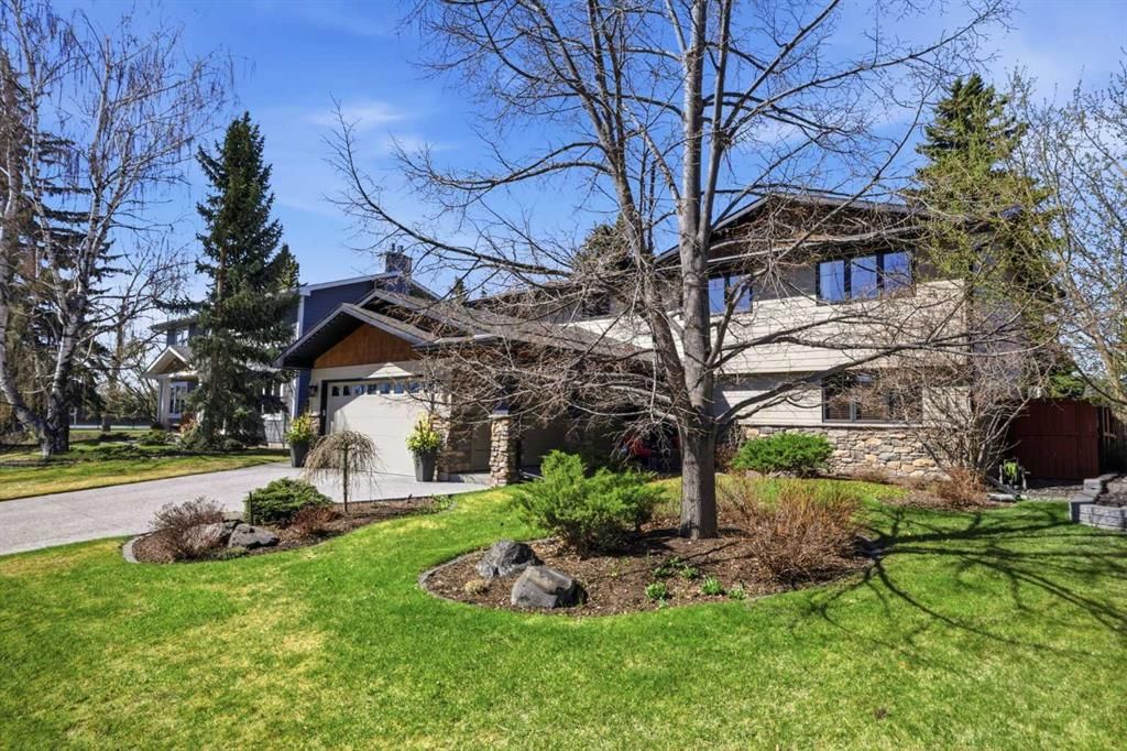 7315 Kelsey Place SW, Calgary — photo 2 of 50