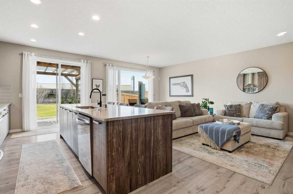 296 Walden Parade SE, Calgary — photo 3 of 50