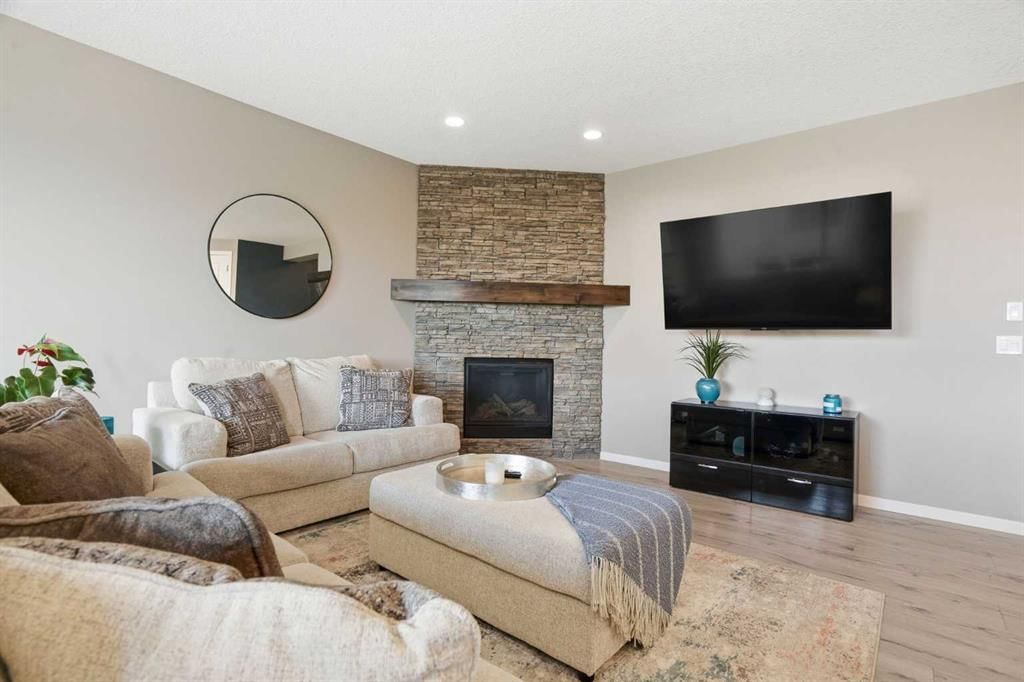 296 Walden Parade SE, Calgary — photo 5 of 50