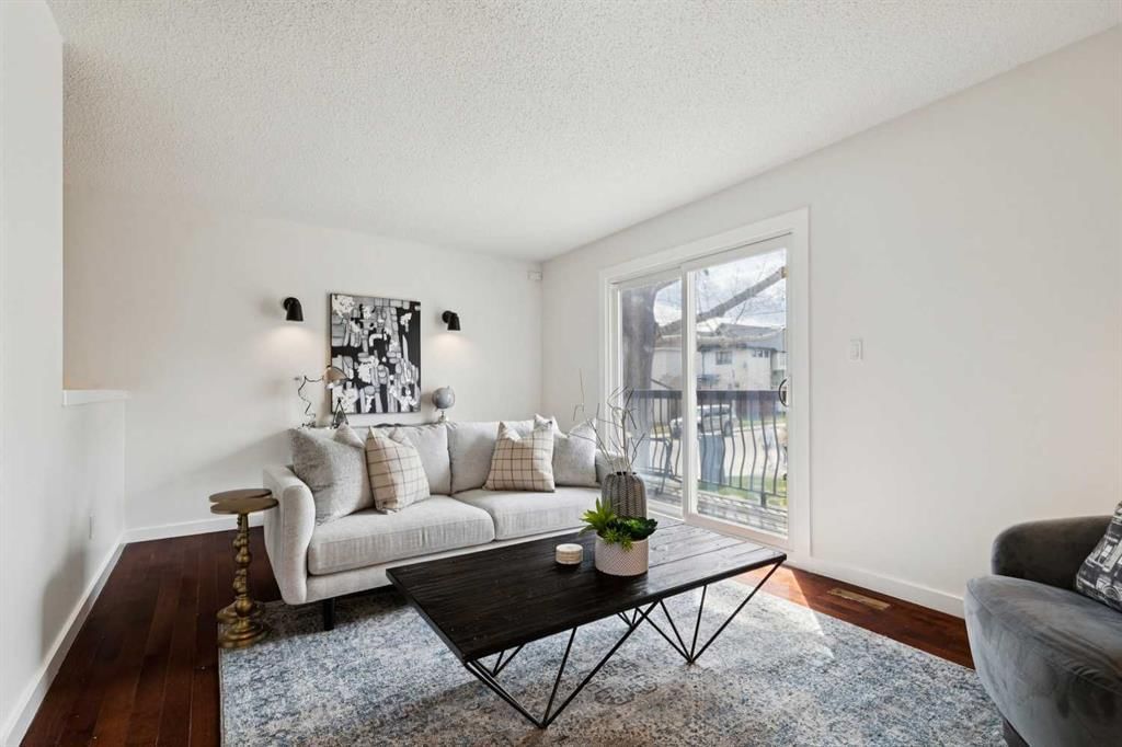 3, 1939 33 Street SW, Calgary — photo 2 of 40
