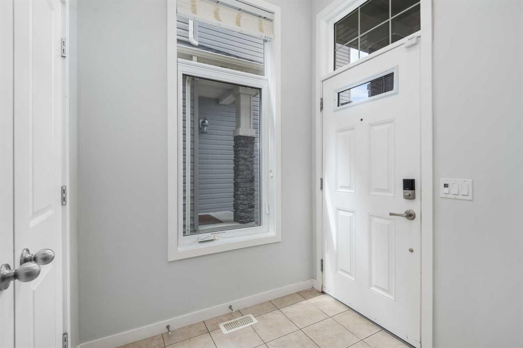 318 Kincora Glen Rise NW, Calgary — photo 2 of 38